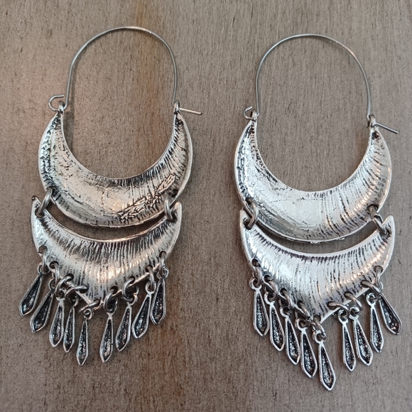 Tibetan Silver Bohemian Beaded Feather Dangle Drop Earrings - Picture 2 of 5